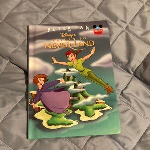 3/$12 Disney Peter Pan Return to Neverland Book